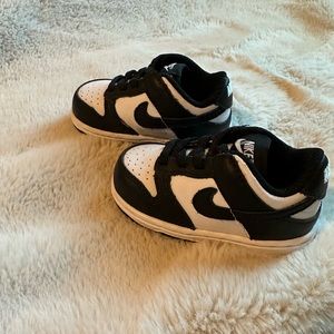 Nike Dunks ‘Panda’